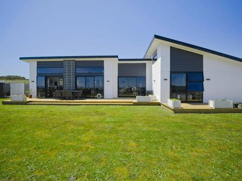 8 Racecourse Terrace Rise, Hokitika