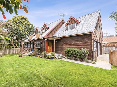 24A Karu Crescent, Waikanae