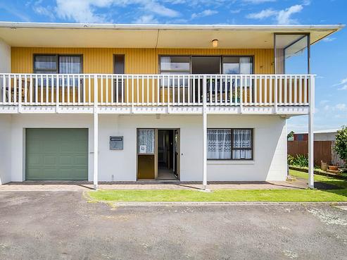 2/6 Princess Street, Waitara