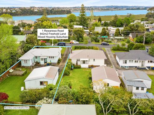 1 Rewarewa Road, Te Atatu Peninsula