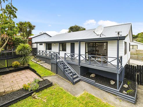 13A Crail Court, Totara Heights
