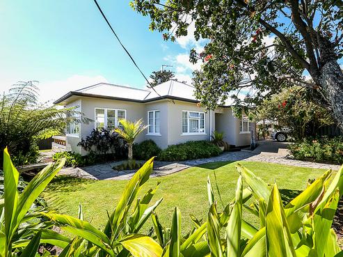 81 Paynters Avenue, Strandon