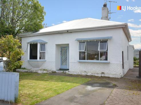 168 Bay View Road, South Dunedin