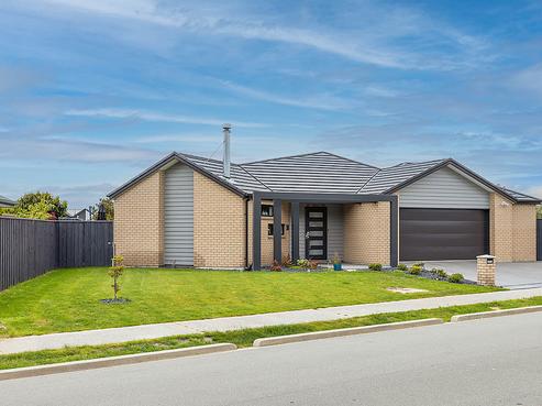 18 Nga Tupuna Street, Pegasus