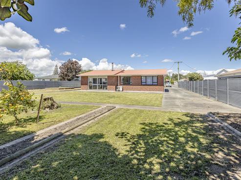 12A Russell Street, Feilding