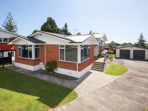 35 Hillcrest Road, Hillcrest