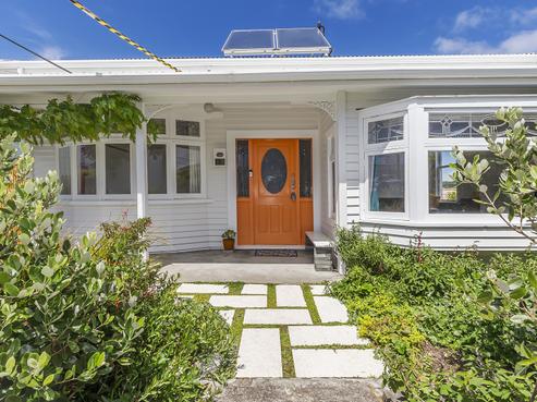 13 Angus Avenue, Berhampore