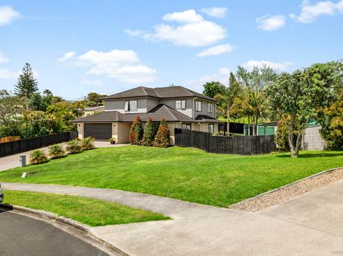 4 Pony Park Place, Beachlands