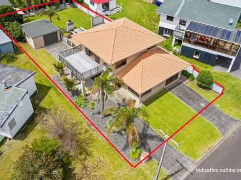212 Hauturu Street, Whangamata