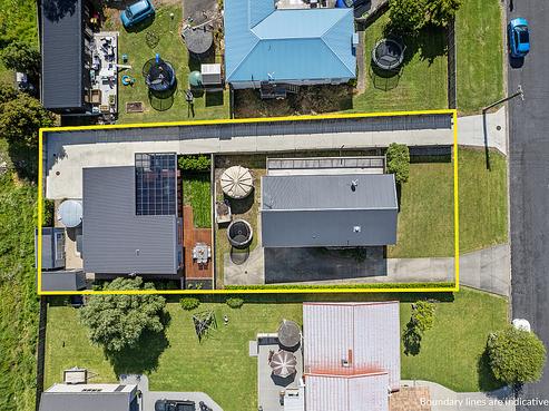 8 Karaka Road, Beachlands