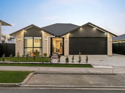 98 Twin Parks Rise, Papakura