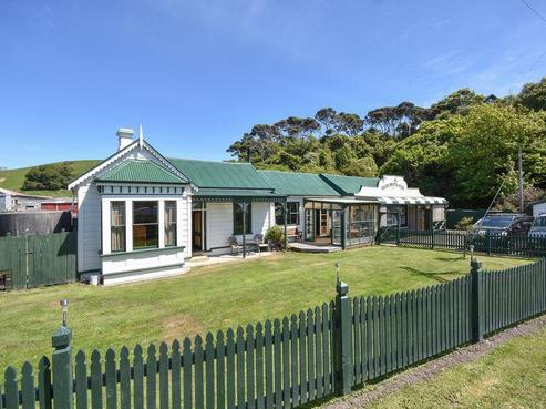 2 Moturata Road, Taieri Mouth