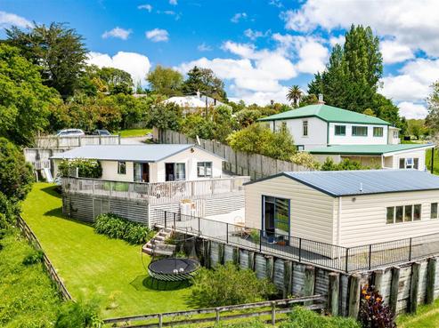 49 Hurndall Street East, Maungaturoto