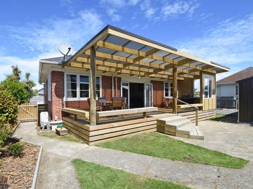 422 Tweed Street, Georgetown