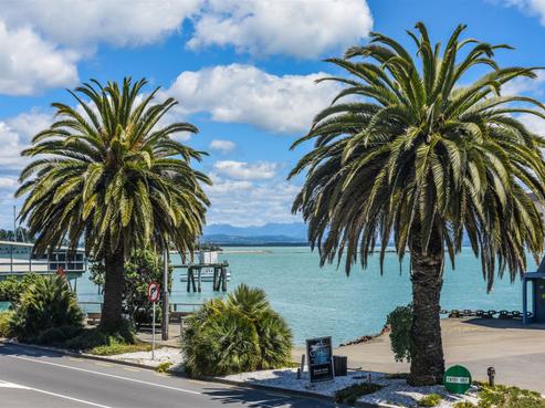 2/269 Wakefield Quay, Stepneyville