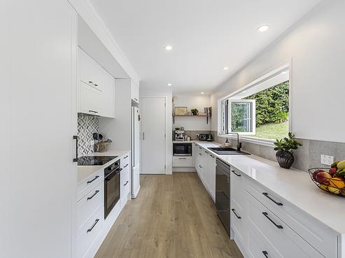 45 Vandeleur Avenue, Birkdale