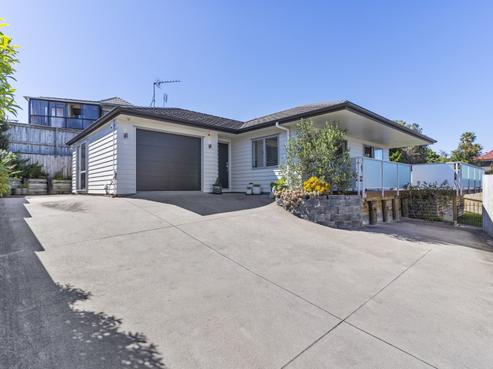 124A Prince Regent Drive, Half Moon Bay