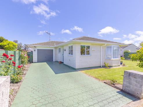 19 Somerset Road, Springvale
