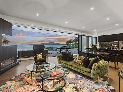 2/1A Clifton Road, Hauraki