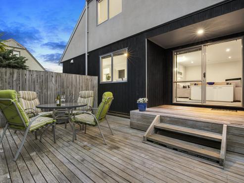 2/28 Holiday Road, Stanmore Bay