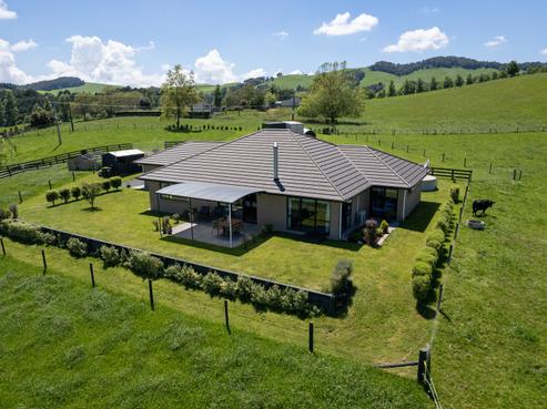 160 Hewson Road, Rotoorangi