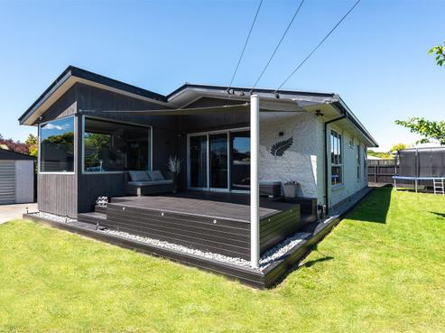 50 Stanbury Avenue, Somerfield