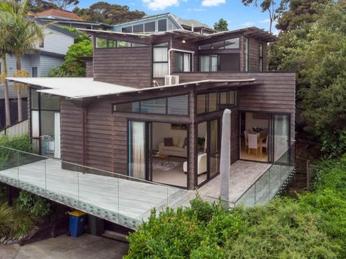 22 Mariners View Road, Beach Haven