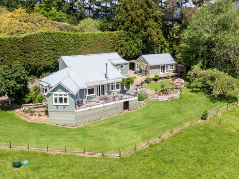 48 Hollis Road, Waikino