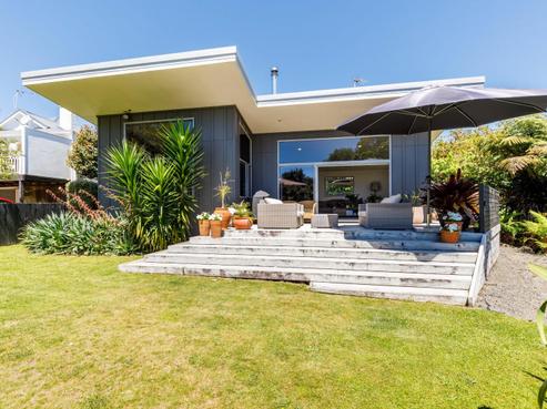 59 Waiwaka Terrace, Strandon