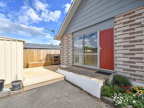 264 Pine Hill Road, Liberton