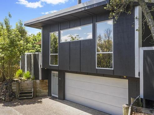 91B Kaurilands Road, Titirangi