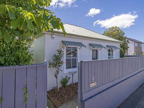 5 Edgeware Road, Saint Albans