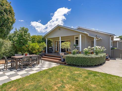 27 College Street, Masterton