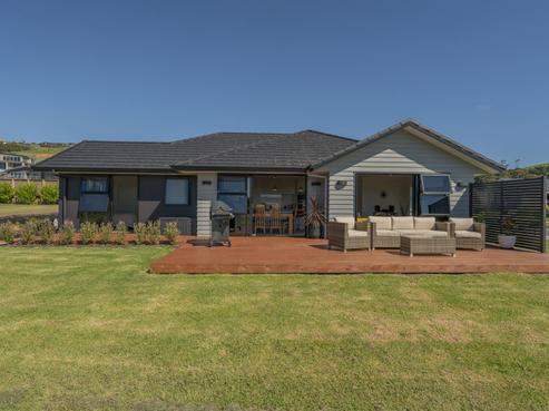 11 Powhiri Place, Whitianga