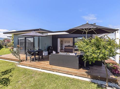 16 Seagrass Place, Otaki Beach
