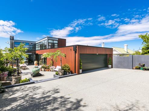22 Highgate, Belleknowes