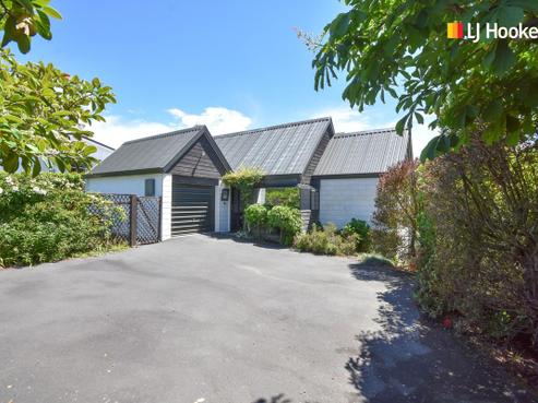 12B Riccarton Road East, East Taieri