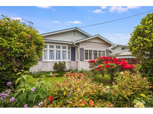 21 Cudby Street, Woburn