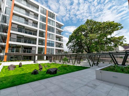 204/10 Lion Place, Epsom