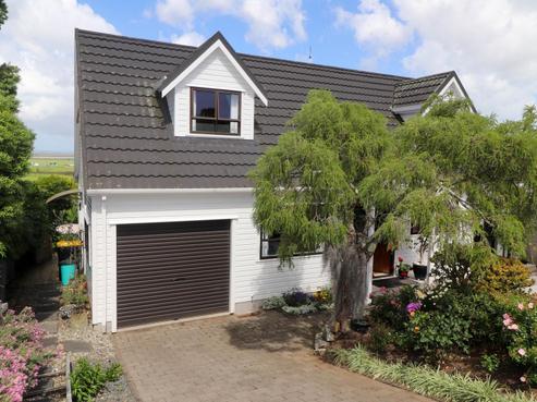 402 Garden Place, Thames