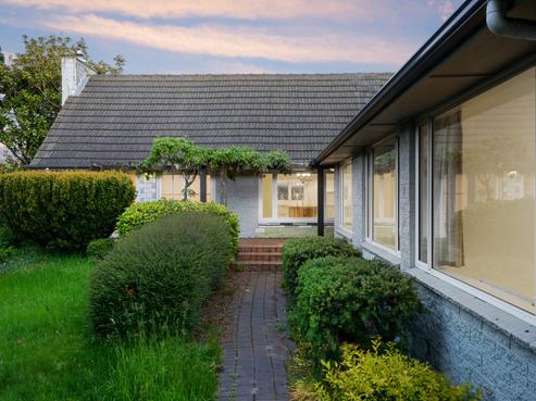 218 Grahams Road, Burnside