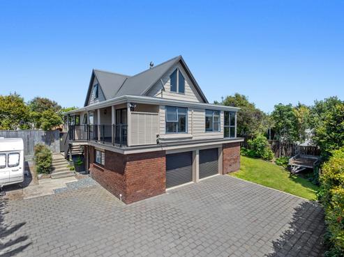 15 Fishermans Drive, Coastlands