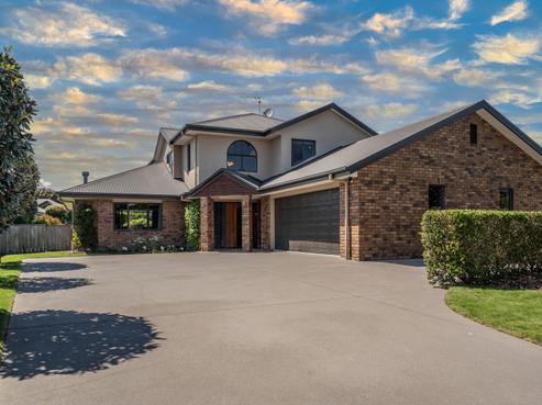 8 Cooper Crescent, Cambridge