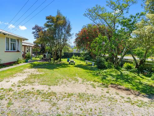 101 Costley Street West, Carterton