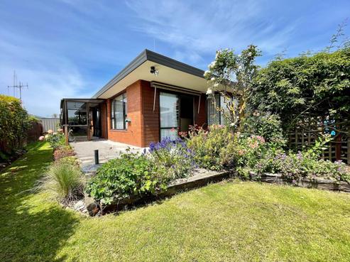 4/93 Avenue Road, West End