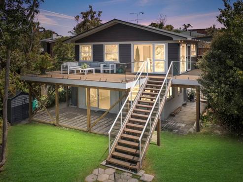 6 Valkyria Place, Beach Haven