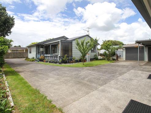 14 Litchfield Place, Clarks Beach