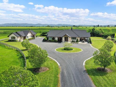 303 River Road, Ngatea
