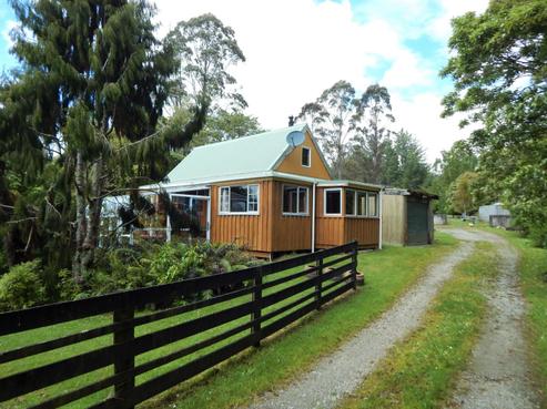 57 Humphreys Gully West, Hokitika