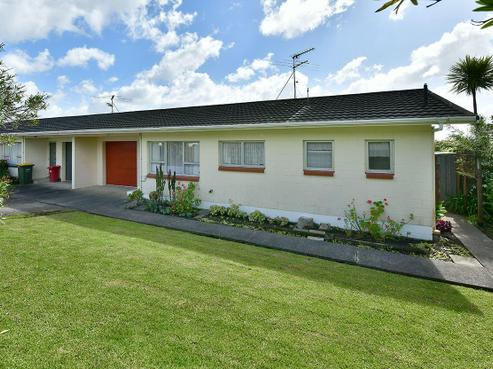 60 Albatross Road, Red Beach